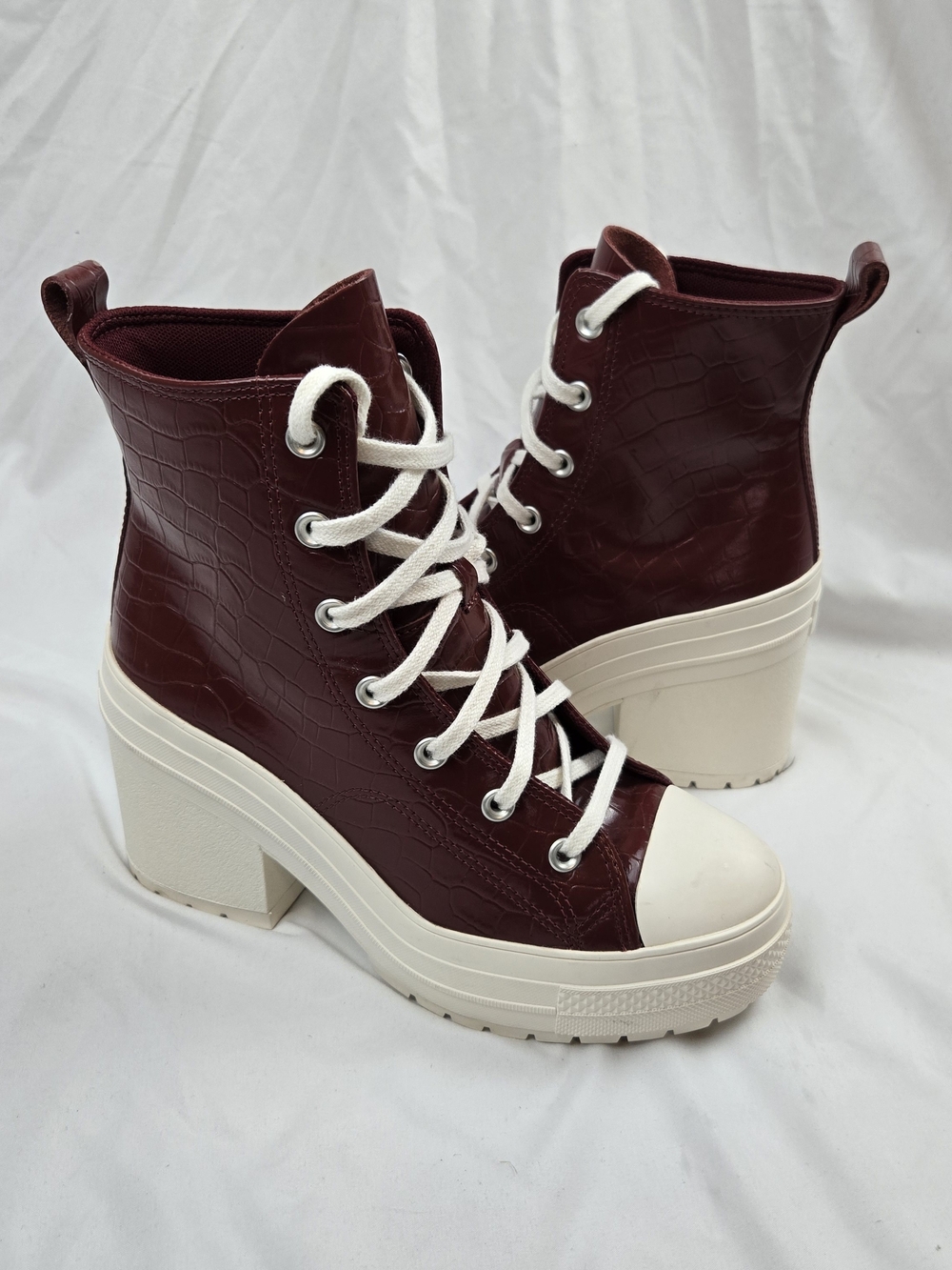 Converse Chuck 70 De Luxe Heel Embossed Burgundy Croc High Shoes Size 9